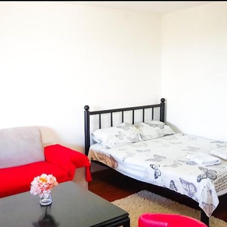 Apartment Dina Skopje Zewnętrze zdjęcie