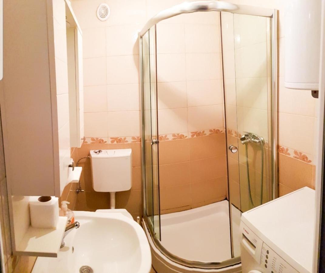 Apartment Dina Skopje Zewnętrze zdjęcie