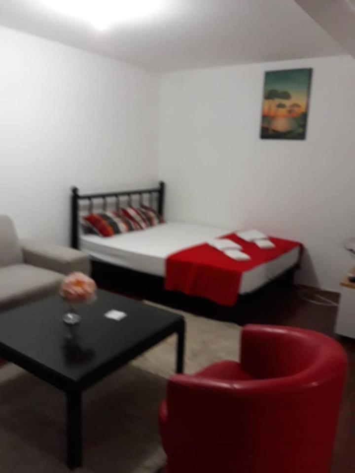 Apartment Dina Skopje Zewnętrze zdjęcie