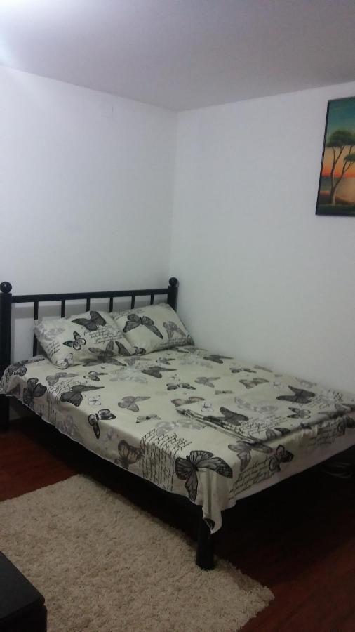 Apartment Dina Skopje Zewnętrze zdjęcie